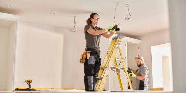 Best Electrician Near Me  in Cedar Falls, IA